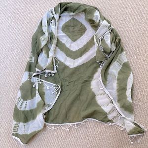 Chan Luu cashmere/silk tie dye scarf shawl with knit tassels